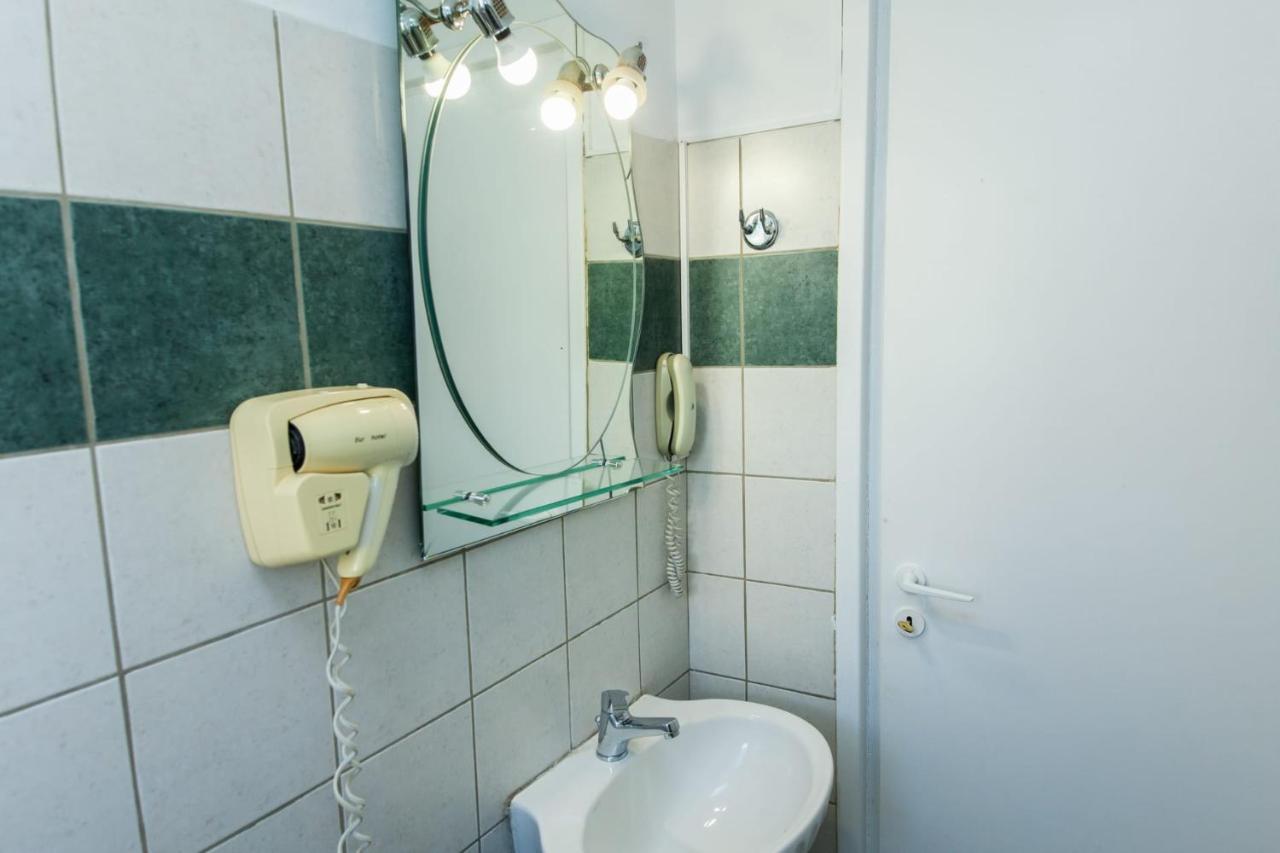 Silver Hotel Athens Double Room With Balcony 외부 사진